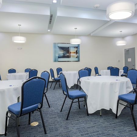 Holiday Inn Express & Suites Houston - Hobby Airport Area By Ihg Luaran gambar