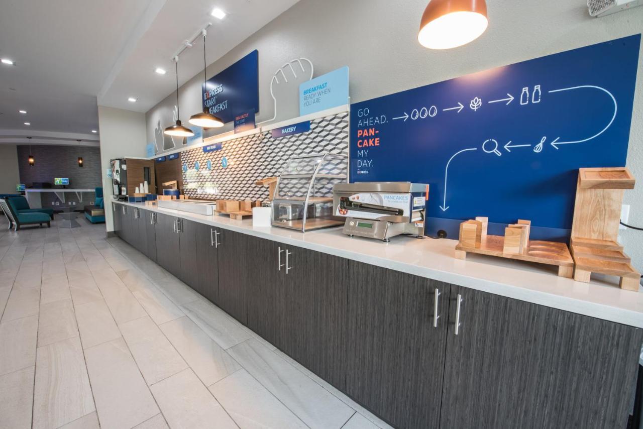 Holiday Inn Express & Suites Houston - Hobby Airport Area By Ihg Luaran gambar